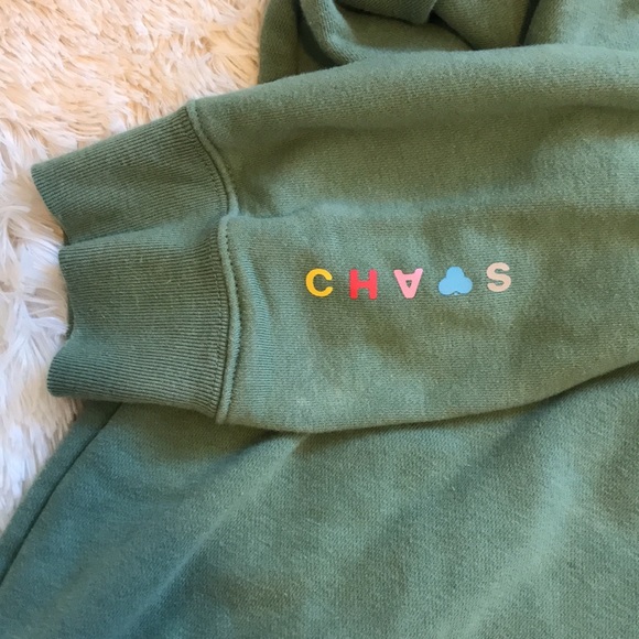 Limited Edition Uniqlo x CHAOS #RealTalk green hoodie - Picture 4 of 5